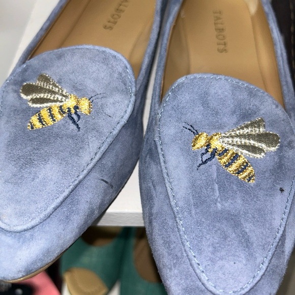 Talbots Shoes - Talbots Women’s size 6.6 Light Blue Suede Loafers with Bee Design never worn